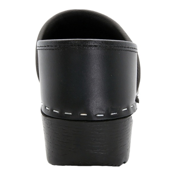 Klagn Swedish Professional Oiled Leather Clogs in Black NIB - Picture 3 of 9